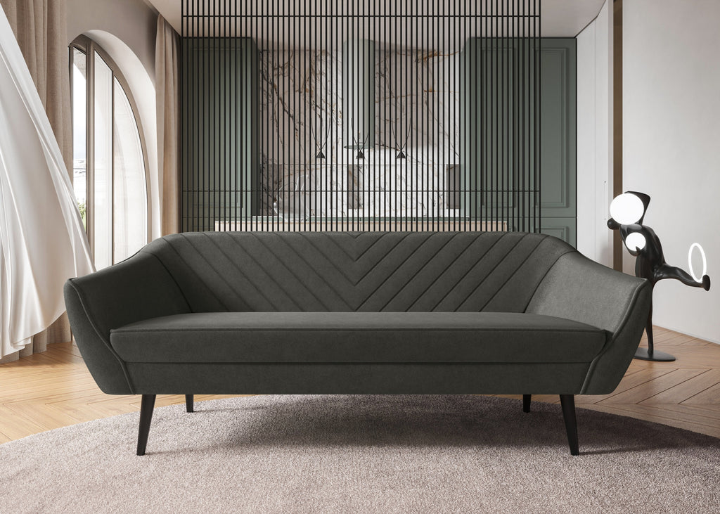 Avenia Dreisitzer-Sofa – auf hohen Holzbeinen, Bezug aus Riviera-Samt