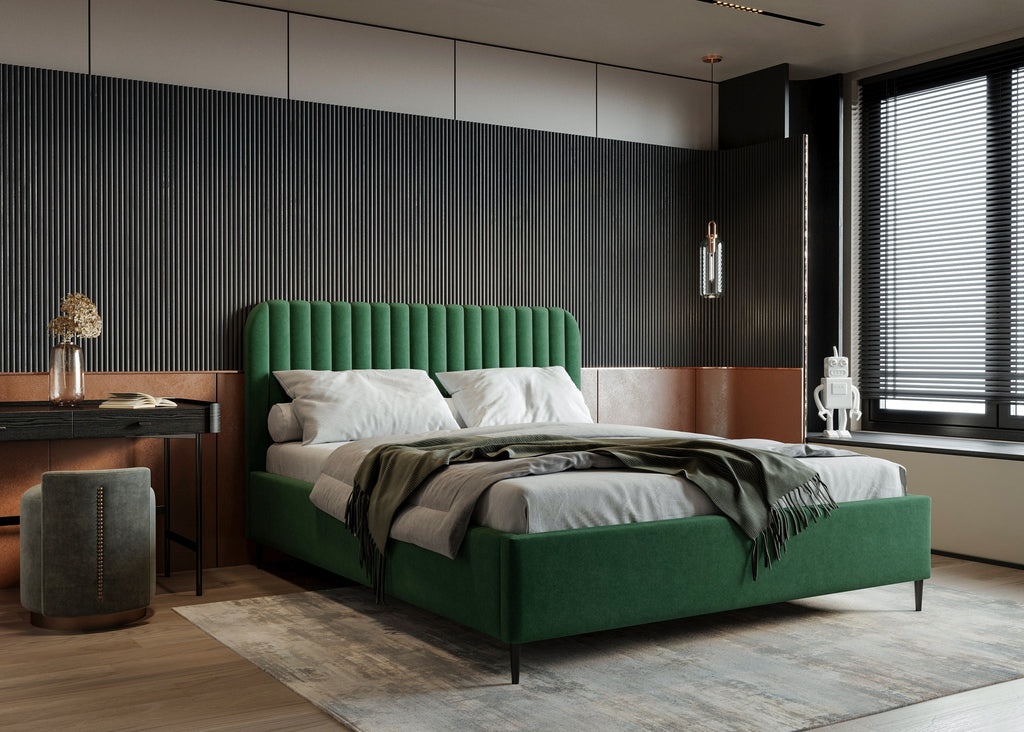Polsterbett Makira, flaschengrün, Riviera-Samtstoff, schwarze Beine