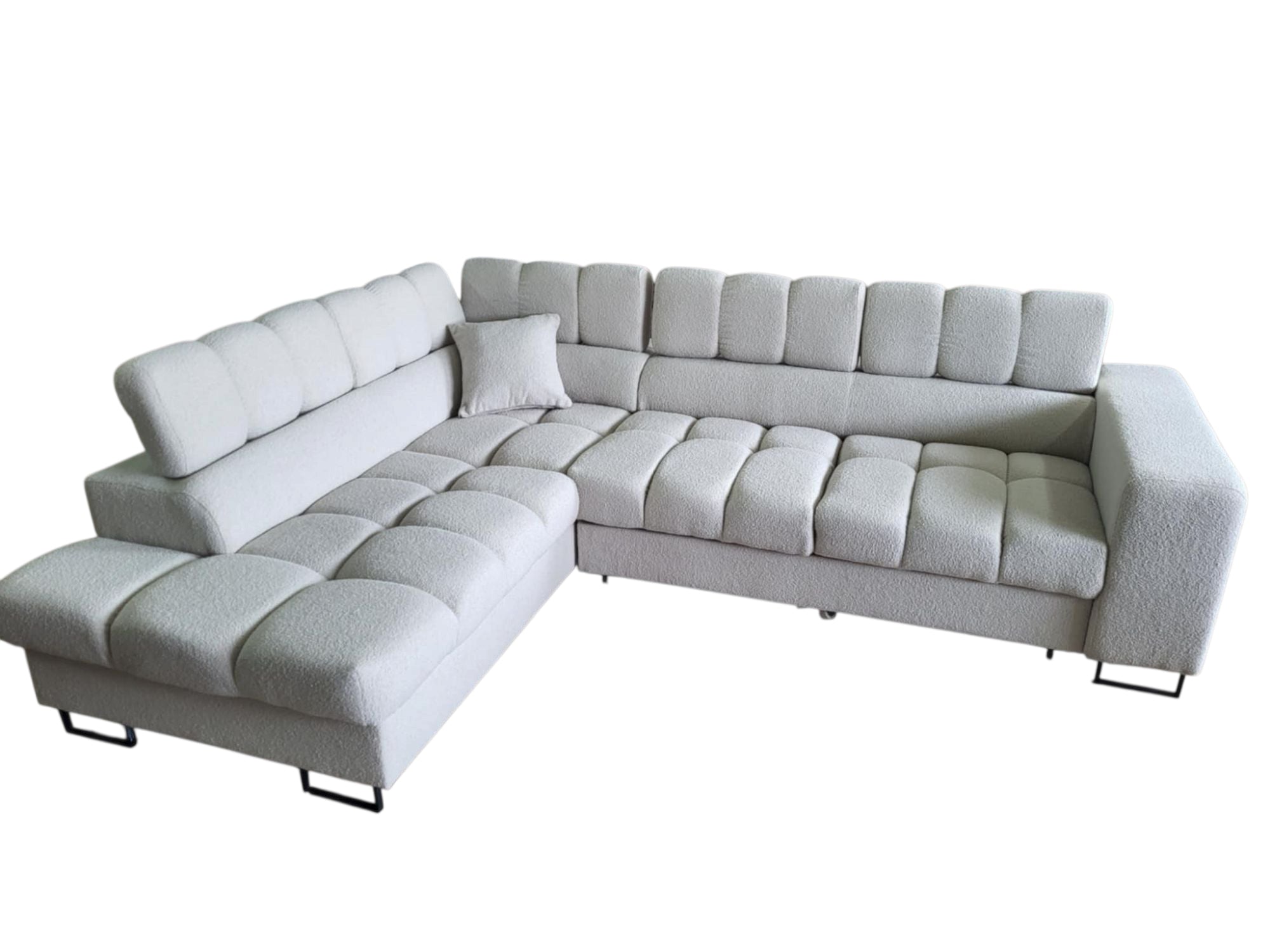 Ecksofa Tenaro L – formschön, mit Bettfunktion und leicht zu reinigendem Bouclé-Stoff.