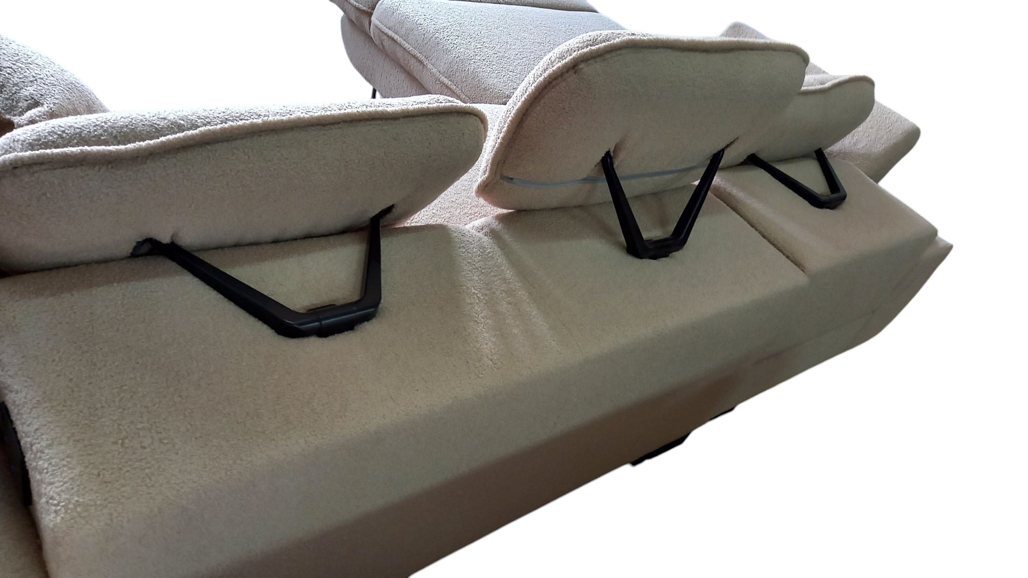 Ecksofa Virello L-Form - verstellbare Kopfstützen, Schlaffunktion, Bouclé-Stoff, JBL-Soundsystem.